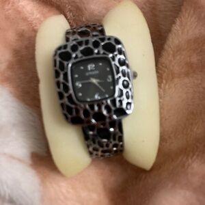 New without box Strada Black and Silver Textured Watch working